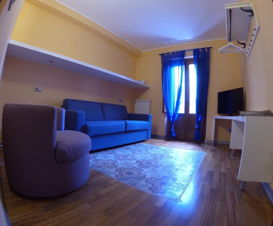 Case Spazioscena - Euterpe Castelbuono  Exterior photo