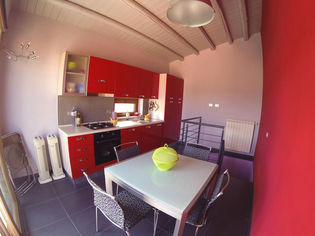 Case Spazioscena - Euterpe Castelbuono  Exterior photo