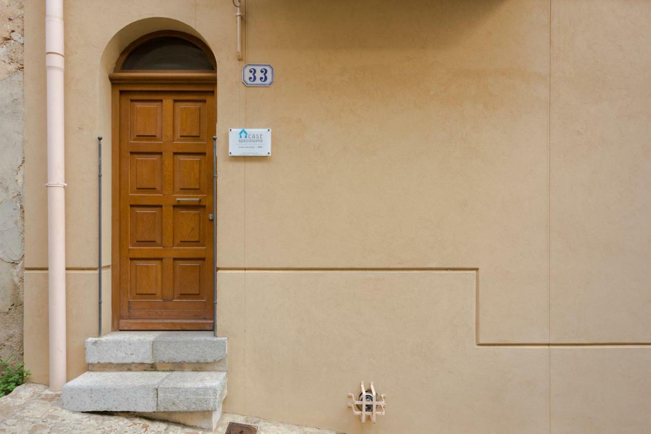 Case Spazioscena - Euterpe Castelbuono  Exterior photo